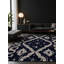 Tapis gris soyeux et moelleux-499833087