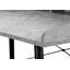 Bureau d'ordinateur moderne avec huche, tablettes de rangement et structure en métal robuste pour des espaces de travail à domicile efficaces.