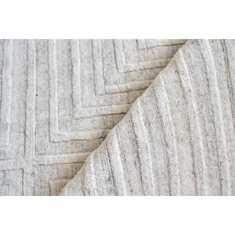 Castelli Geometric Area Rug in Light Silver, Ivory/Gray, Rectangle 12' x 15'