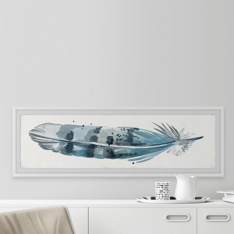 Impression encadrée "bird’s feather", H 10 po x l 30 po x P 1,5 po