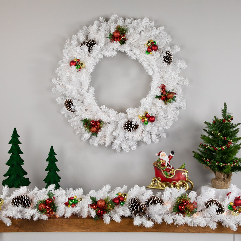Couronne de Noël artificielle Canadian Canadian Pine, Blanc, L 30 po x H 30 po x P 6 po