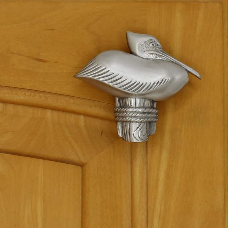 2 3/4" Pelican Right Facing Knob