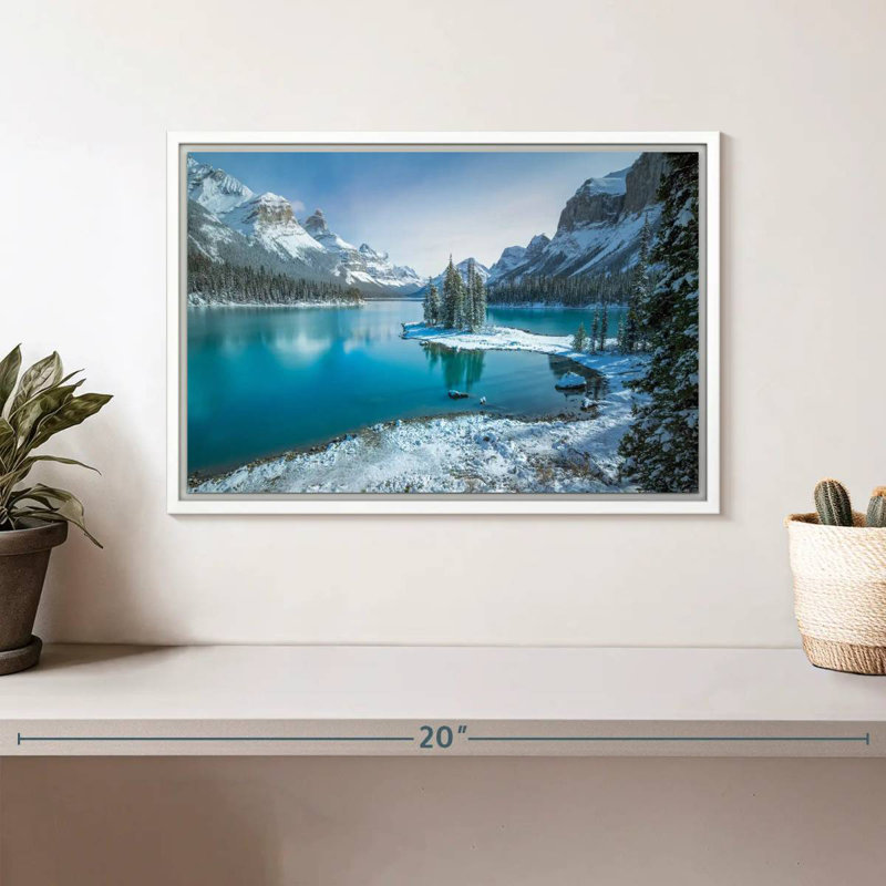 Spirit Island en hiver, Cadre flottant blanc, 13 po x 9 po