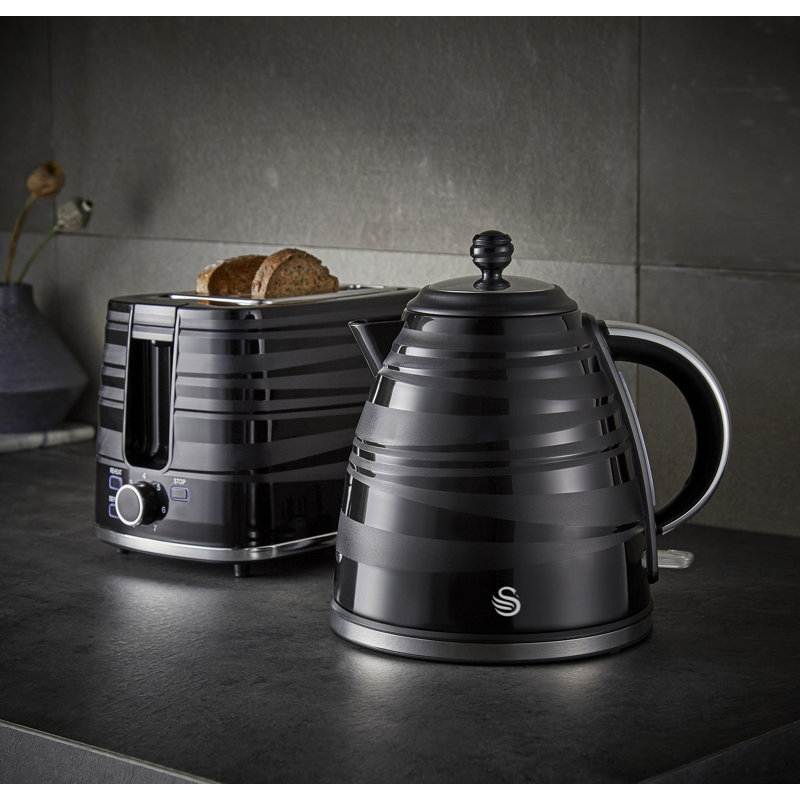 Swan, Symphony 1.7 Litre Jug Kettle with Fast Boil, 360 Degree Base, 3000 Watts, Black