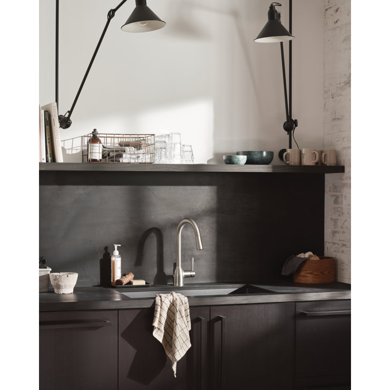 Robinet de cuisine à poignée simple Moen Adler MotionSense Wave avec technologie Power Clean