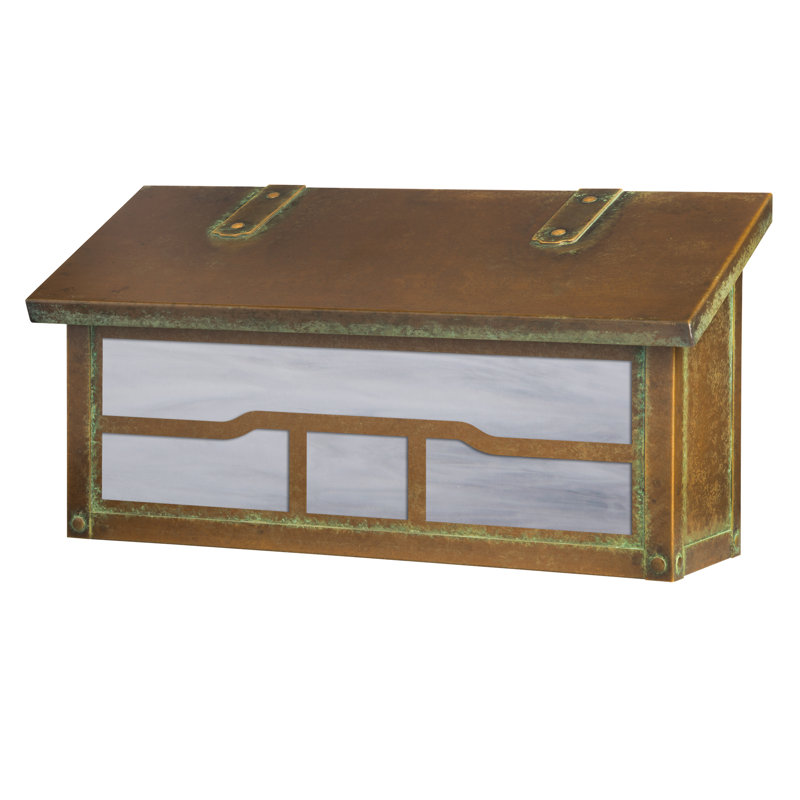 Boîte aux lettres murale Winterbourne Down Cloud, Blanc vaporeux, Vert nouveau