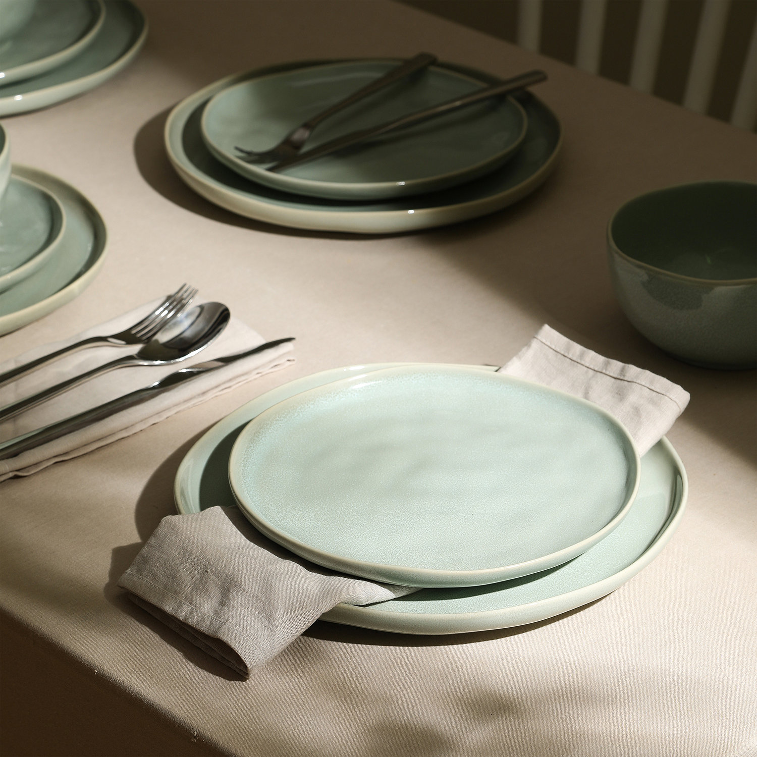 Mirella 9" Salad Plate, Green