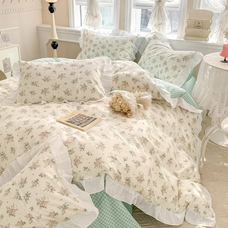 Microfiber Floral Print Comforter Set, Twin XL Comforter + 2 Pillowcases