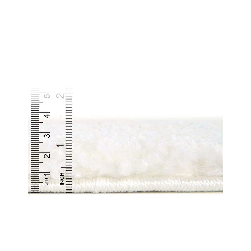 Tapis blanc éclatant Sarenna, Rectangle 2 pi 2 po x 3 pi 1 po