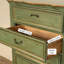 Simple commode d'appoint en bois vert