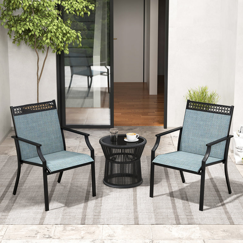 Ensemble de 4 chaises d'extérieur toutes saisons avec dossier haut et accoudoirs Latitude Run®, Bleu