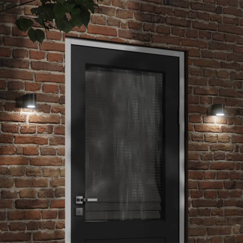 Dantavius Plug-in 1 Light Outdoor Wall Light
