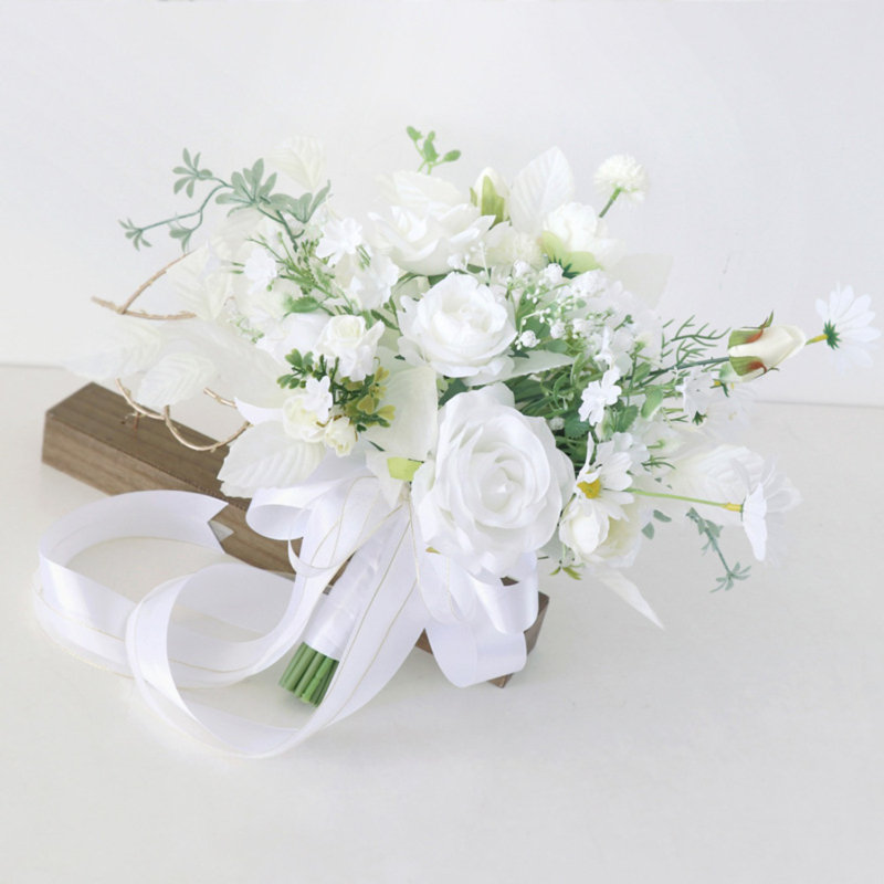 Bouquet de demoiselles d'honneur de fleurs artificielles