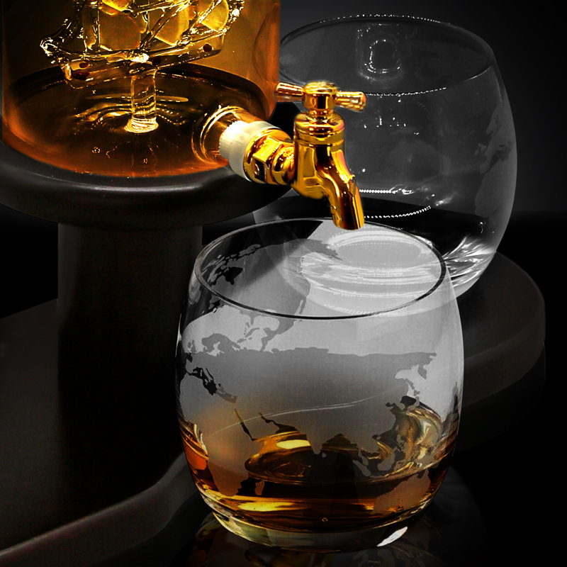 Glass 5 - Piece Whiskey Decanter Set