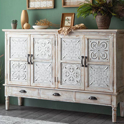 Buffet en bois manufacturé rétro