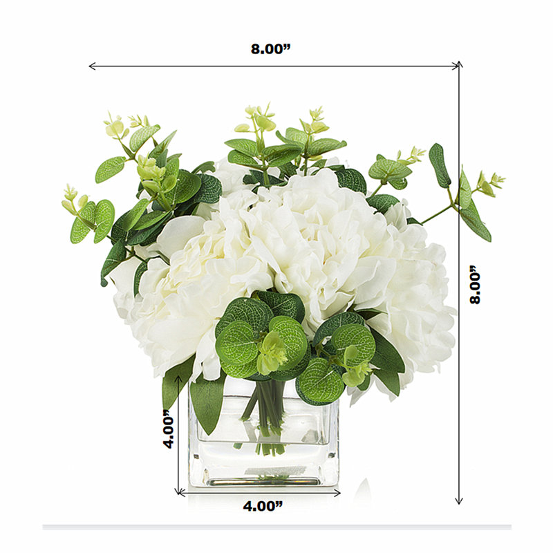 Arrangement floral pivoines dans un vase