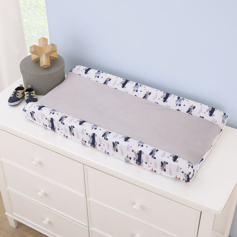 Housse de matelas à langer Little Love par NoJo Soar High Little One Arin Airplanes
