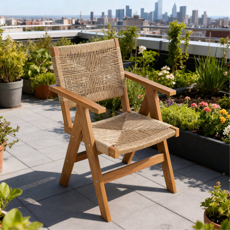 Lounge chair teak color, suitable for all seasons: Outdoor lounge chair, made of sturdy material, equipped with 304 stainless steel accessories.
