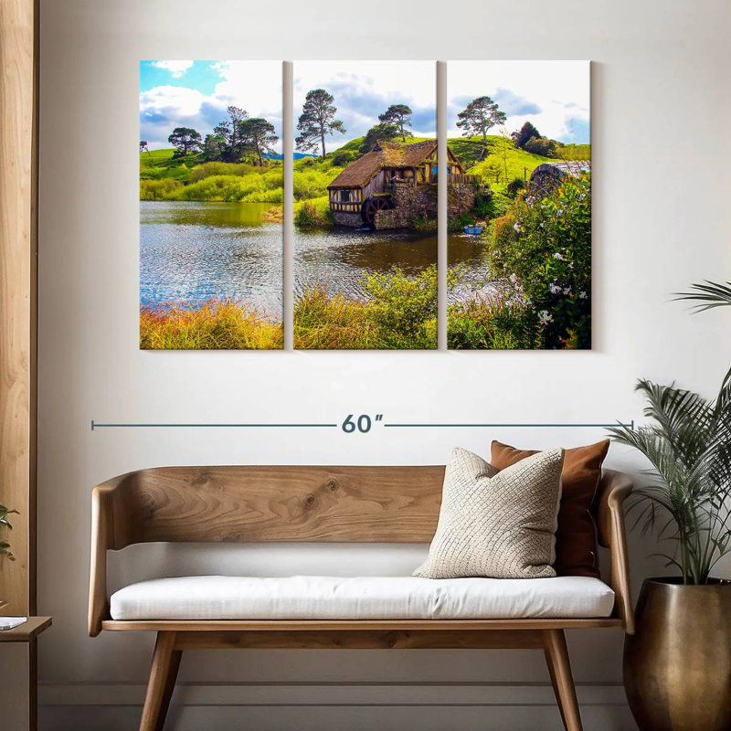 Sebbie Hobbiton, 32" H x 50" W
