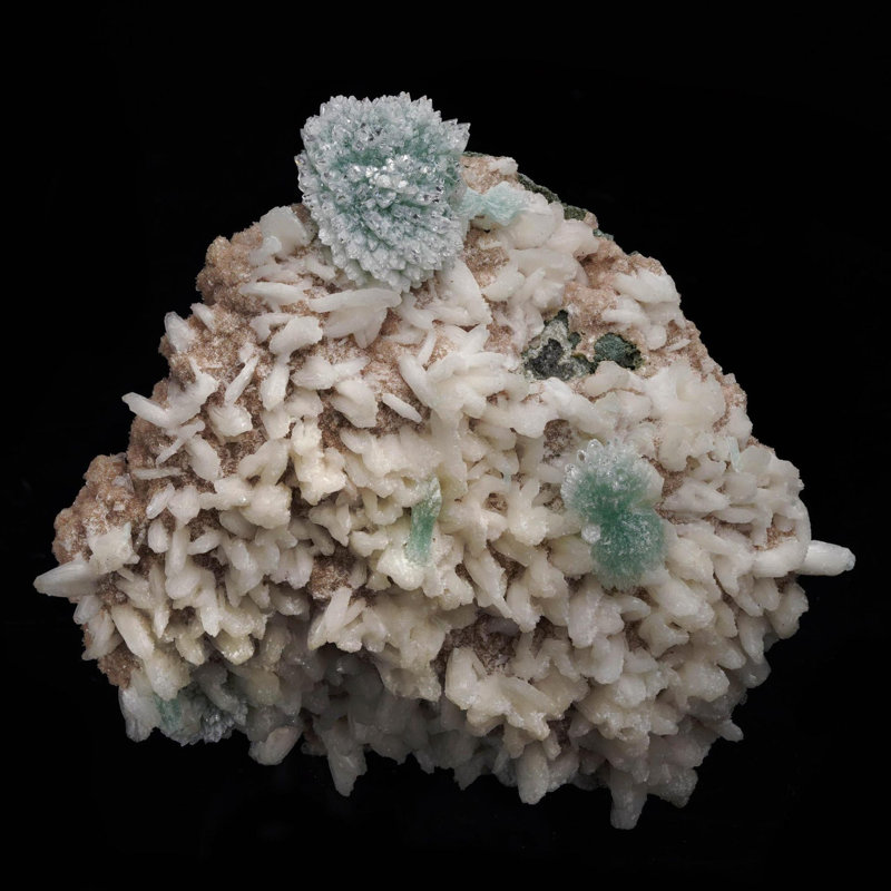 Vert apophyllite sur Stilbite