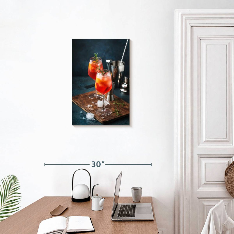 Yarlin Milan Spritz, 24" H x 16" W