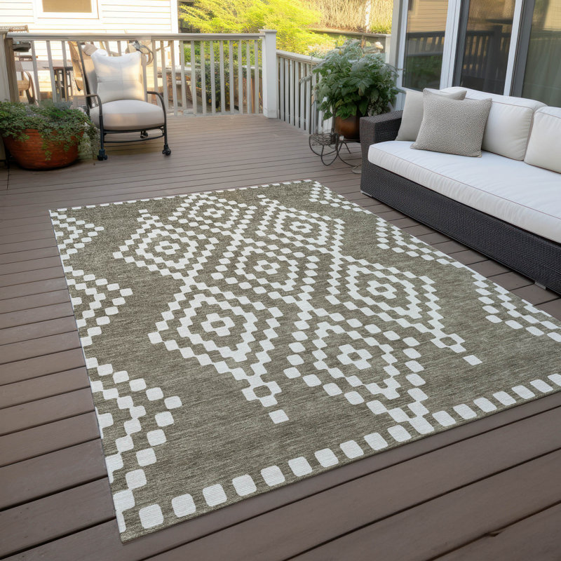 Malek Indoor/Outdoor Area Rug with Non-Slip Backing, Rectangle 5' x 7'6"