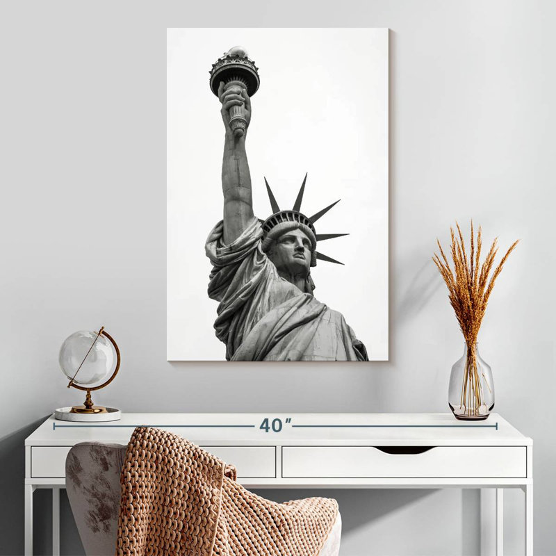 Aime, la statue de la liberté, H 30 po x l 20 po