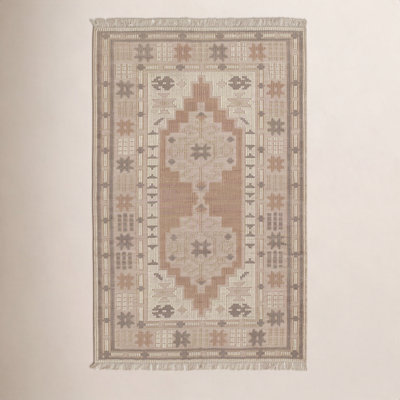 Damaris Oriental Indoor Rug
