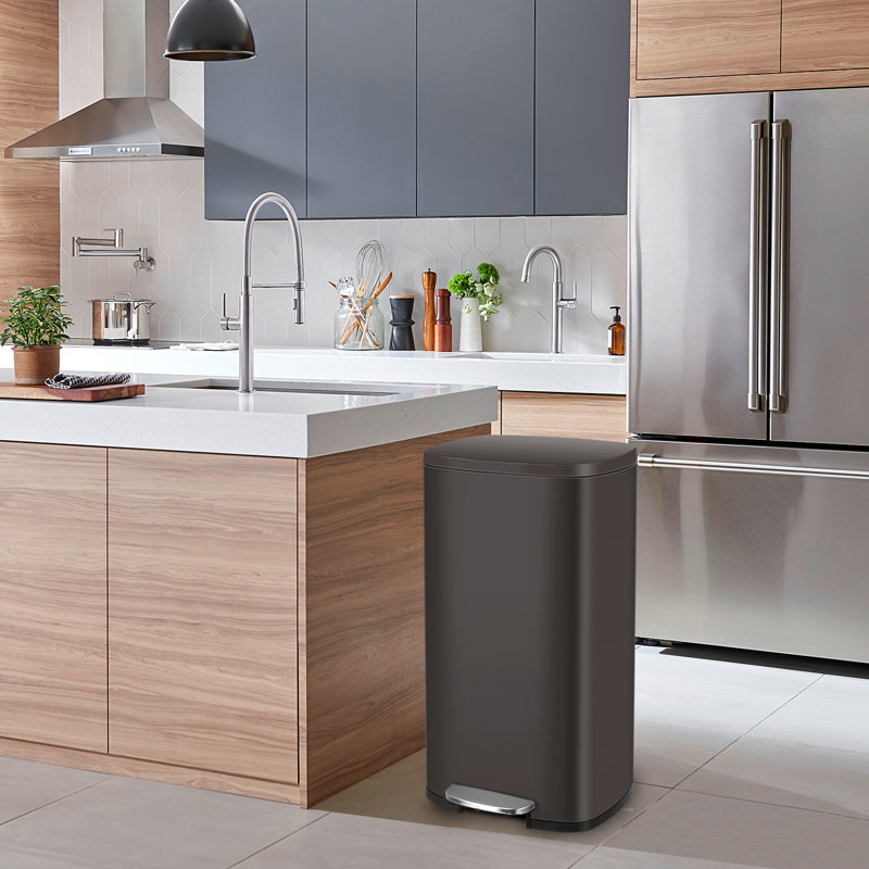 Steel Kitchen Trash Can, 30, Brown