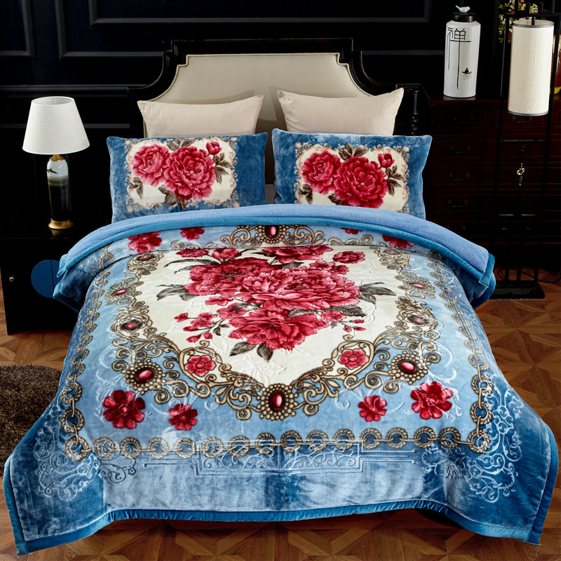 Polyester Flannel Floral Comforter