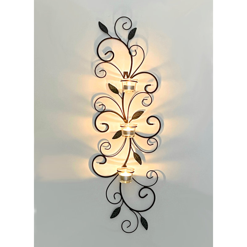 WALL LIGHT
