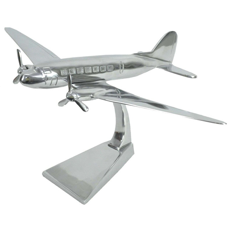 Chemaine Transportation Statue