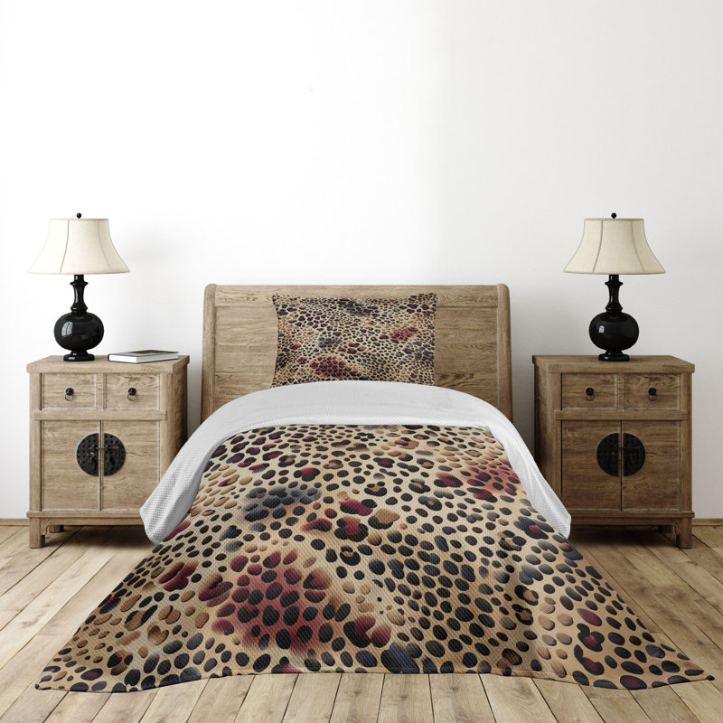 Polyester Animal Print Coverlet, Twin Coverlet + 1 Standard Shams