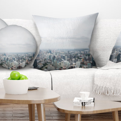 Vue aérienne panoramique de la grande ville - coussin à imprimé paysage