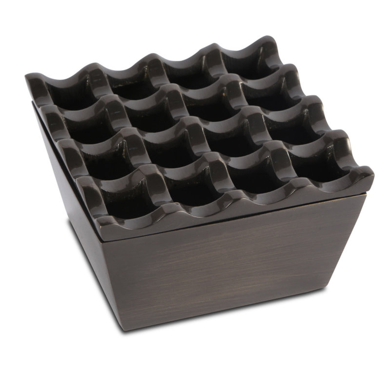 Cendrier coupe-vent en laiton antique