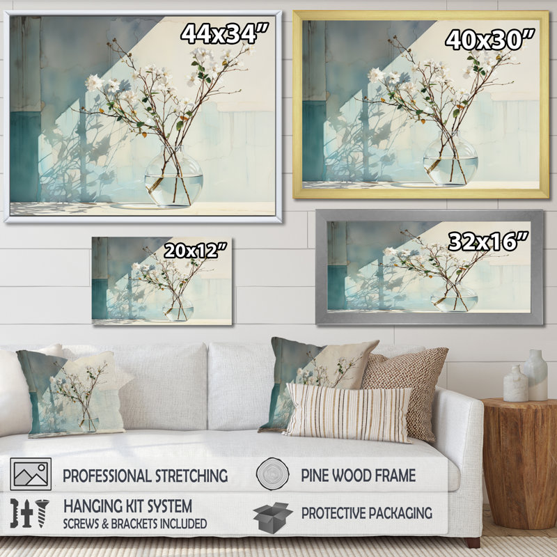 Reflections and Simplicity Vase I sur toile, Cadre flottant doré, H 16 po x l 32 po x P 1 po
