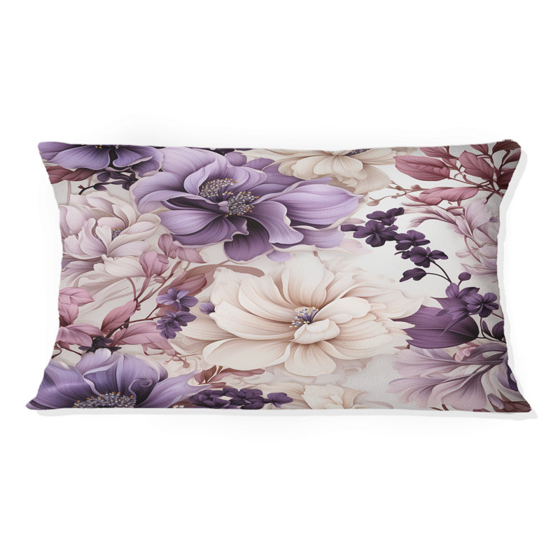 Ethereal Floral Delight Victorian Motif III - Coussin imprimé floral