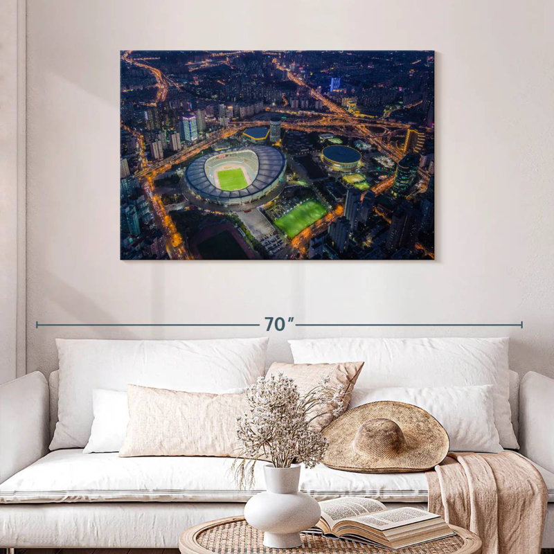 Vue aérienne du stade Sireci, H 30 po x l 45 po