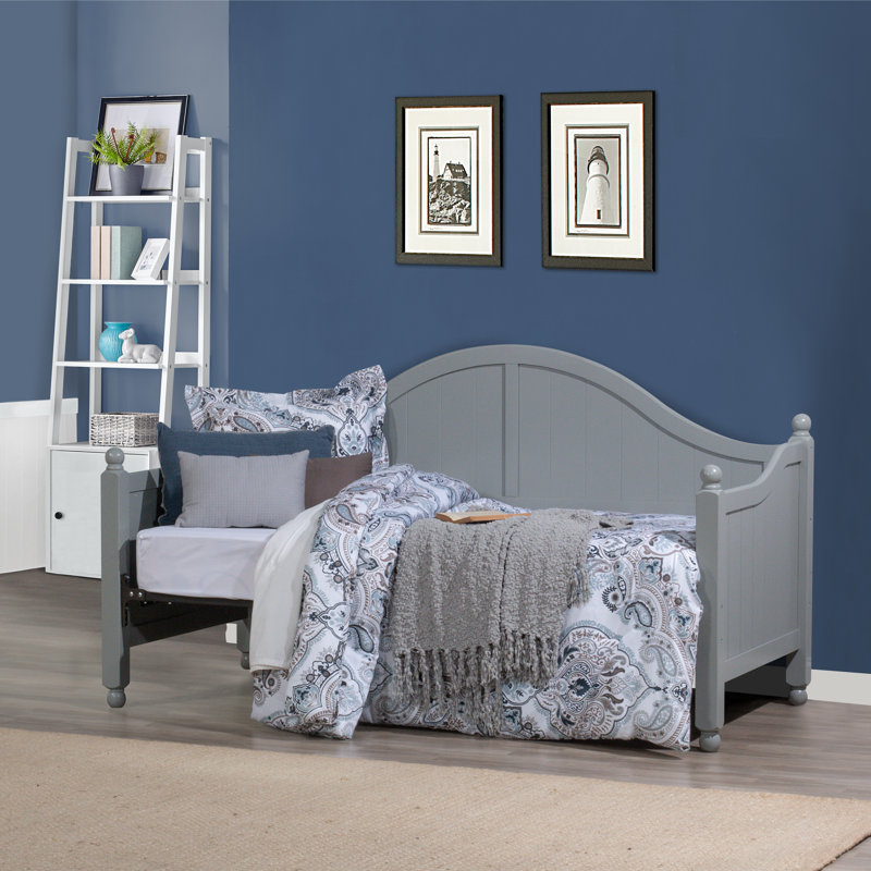 Aakil Solid Wood Daybed