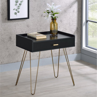 Table de bout avec détails noirs et dorés - tiroir de rangement, tiroir de 22 po x P 14 po x H 24 po