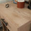 Table de chevet Farmhouse avec tablette ouverte et tiroir lisse, finition brune