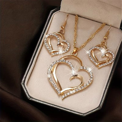 Peach Heart Shaped Necklace Earring Set