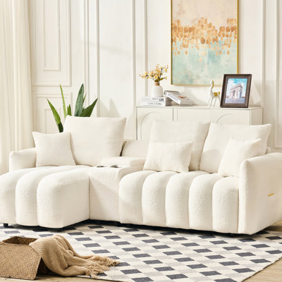 Idéale pour ses 5 appartements de 91,3 pouces de profondeur avec une console centrale et 3 coussins pour le confort, cette table basse est idéale.