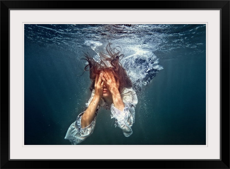 Straub «Do Not Cry Alice» par Dmitry Laudin - reproduction de photo, H 20 po x l 26 po x P 1 po, Cadre noir