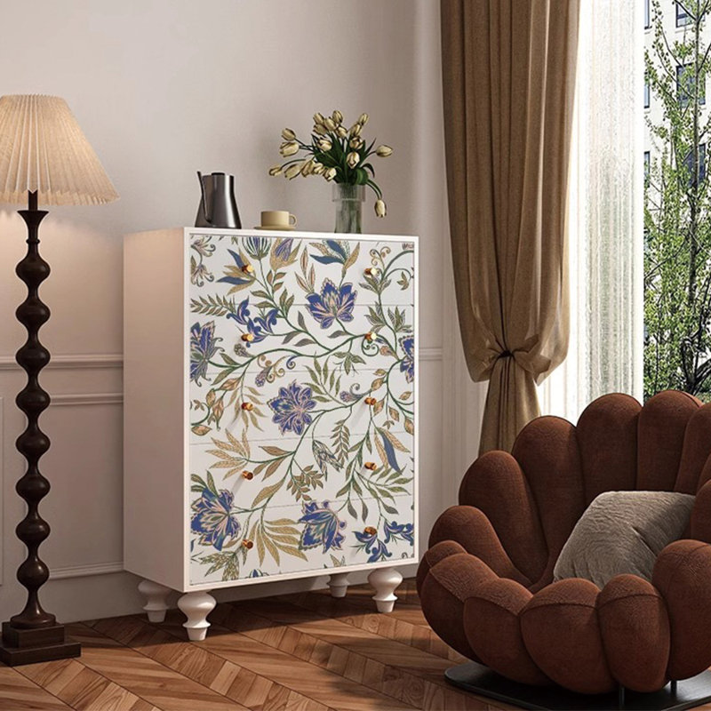 Commode française de style crème