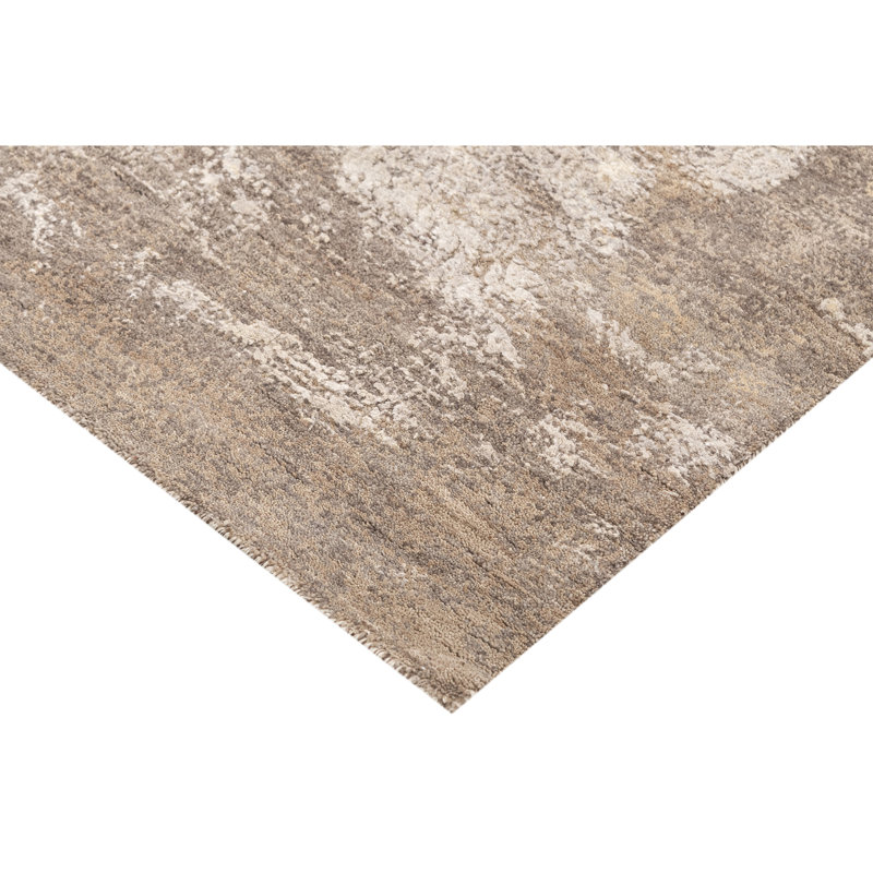 Handmade Silk and Wool Area Rug, Rectangle 5' x 8'