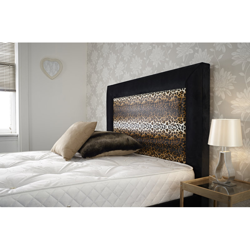 Pomona Upholstered Bed, Double (4'6)