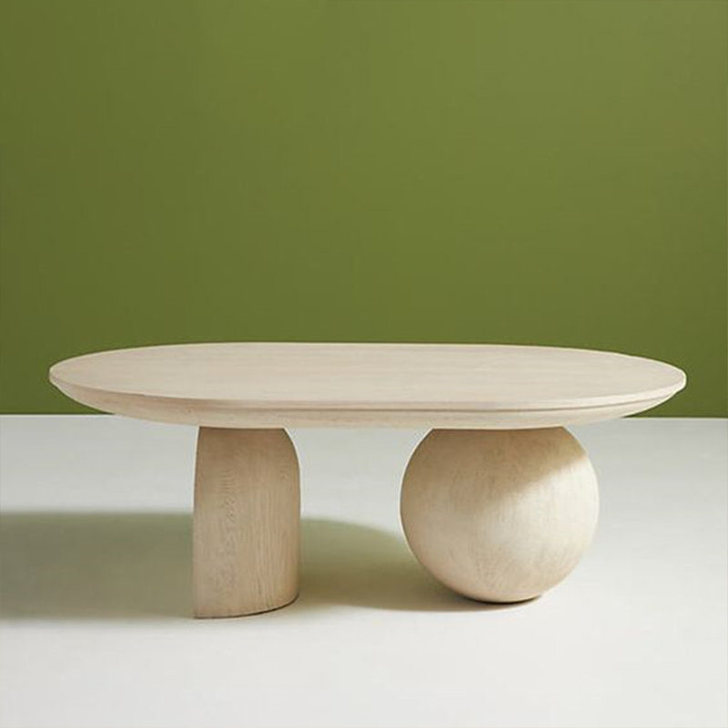 Table basse simple en bois massif à personnalité ovale