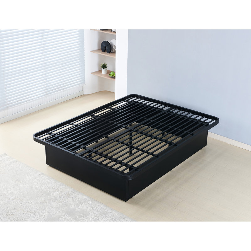 Black Metal Queen Size Bed, 16" Height, Stable Frame For Bedroom Luxury Platform Bed Frame, 16 Inches High, & Functional