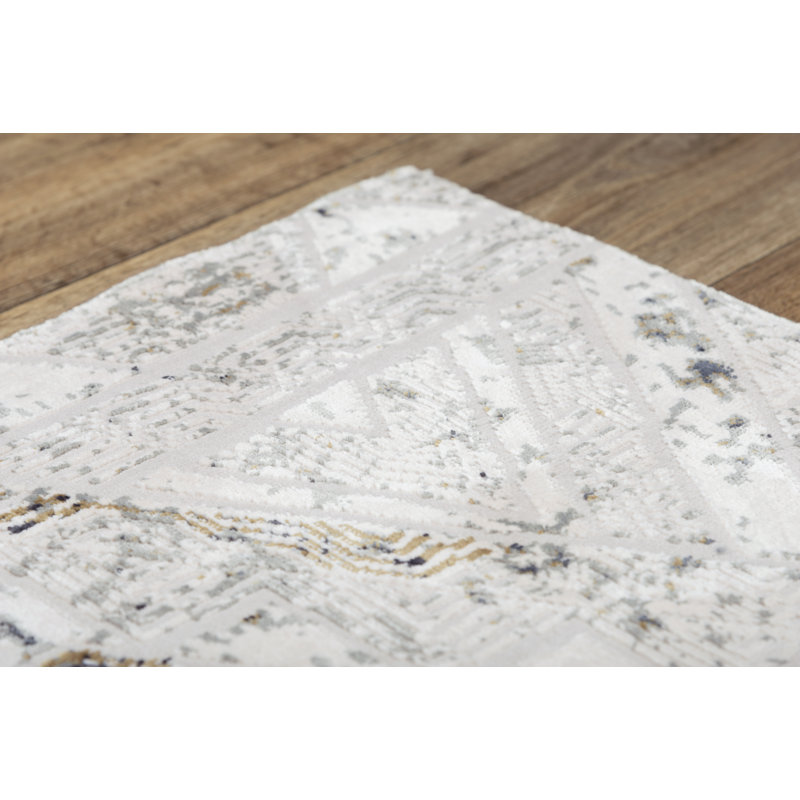 Jonason Abstract Indoor Rug, Rectangle 3'11" x 5'6"